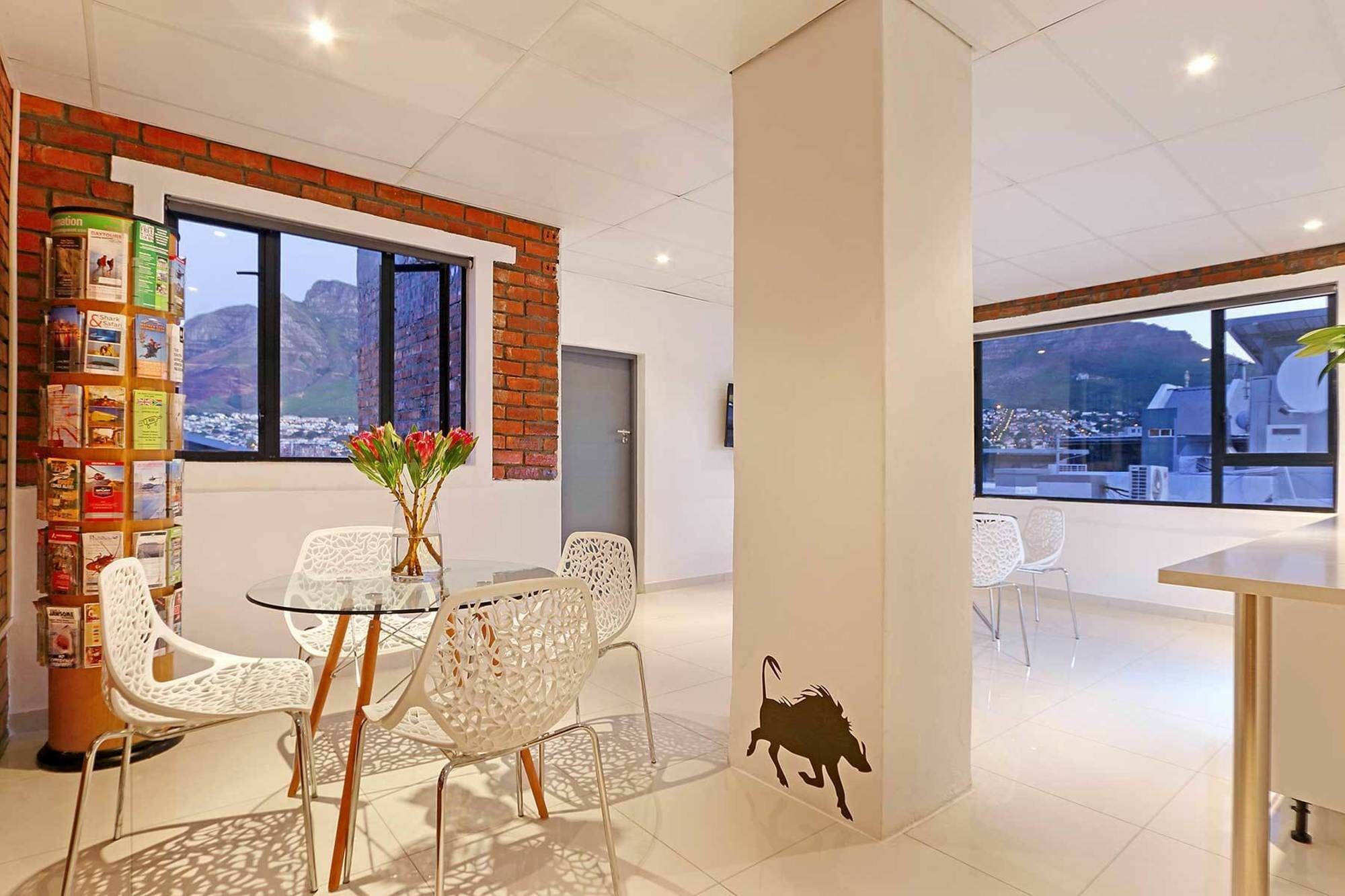 Happy Rhino Hotel Cape Town Exterior foto